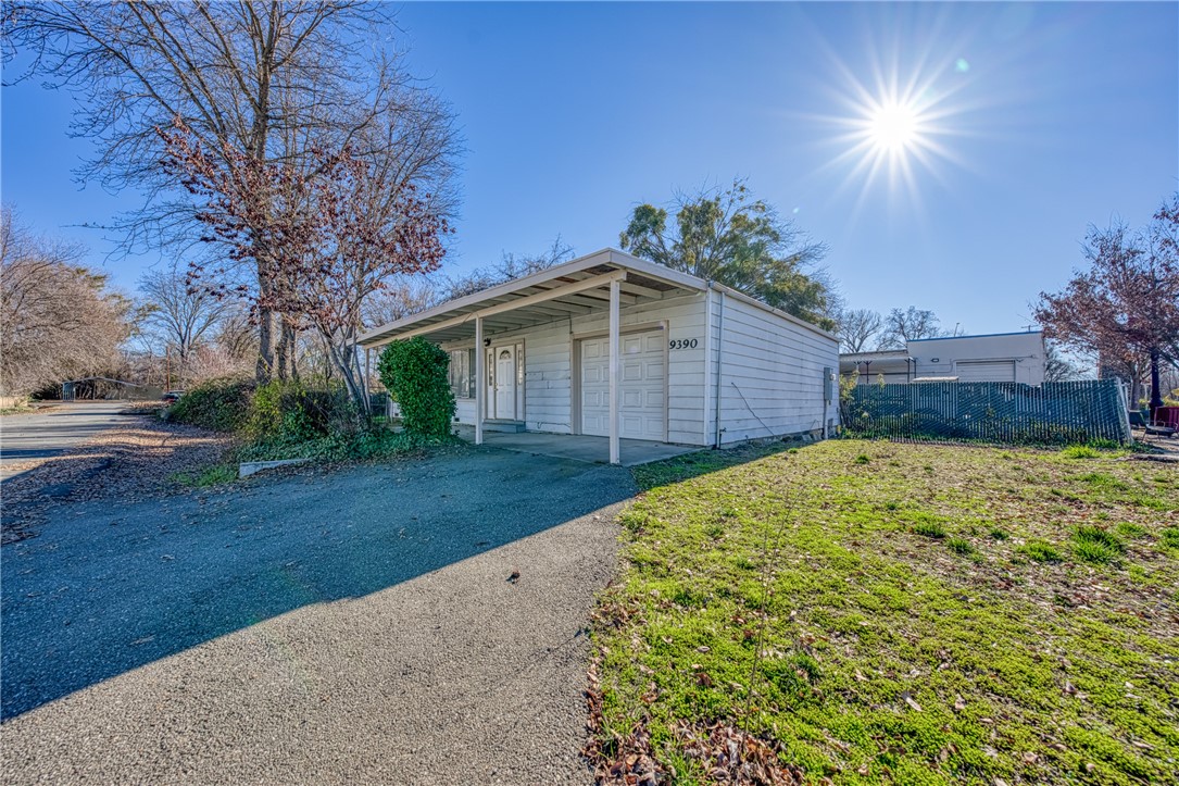 9390 Main Street, Upper Lake
