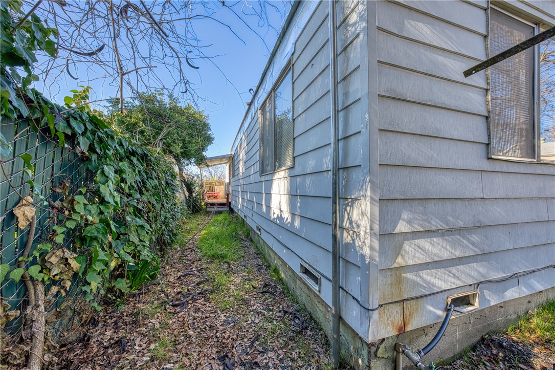 9390 Main Street, Upper Lake