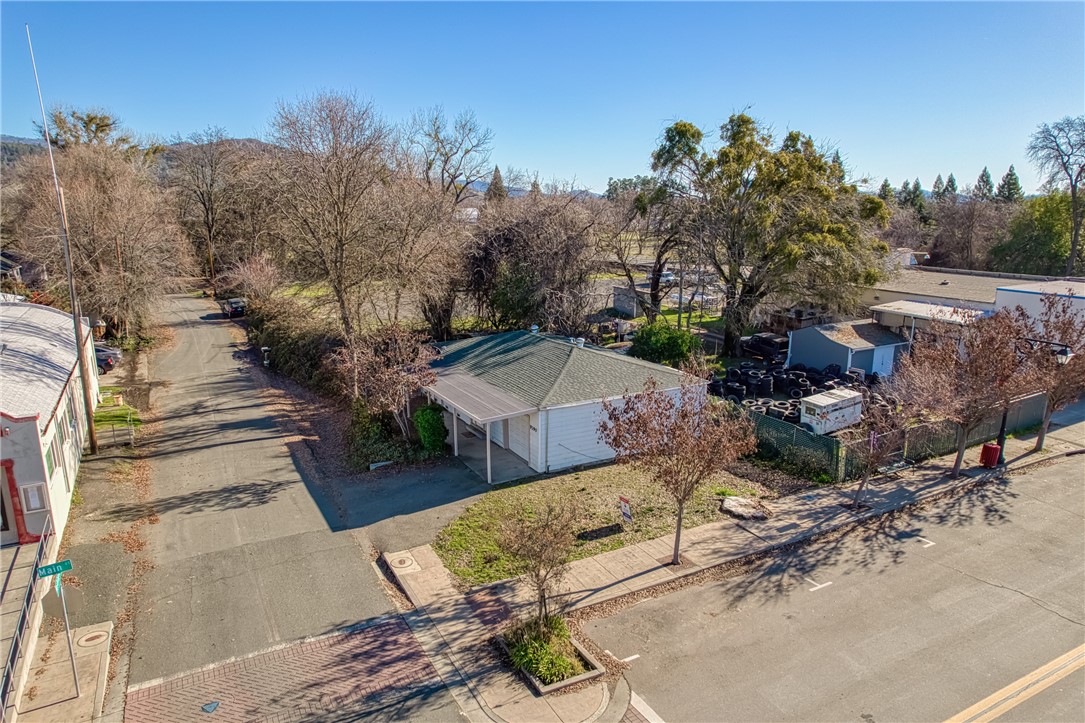 9390 Main Street, Upper Lake