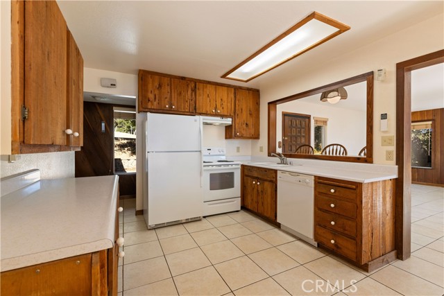2972 Crystal Drive, Kelseyville