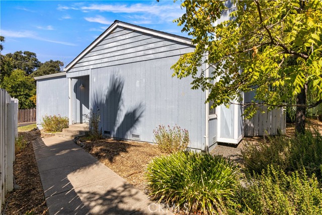 3408 W Marina Drive, Lakeport