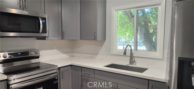 3590 Redwood Street, Clearlake