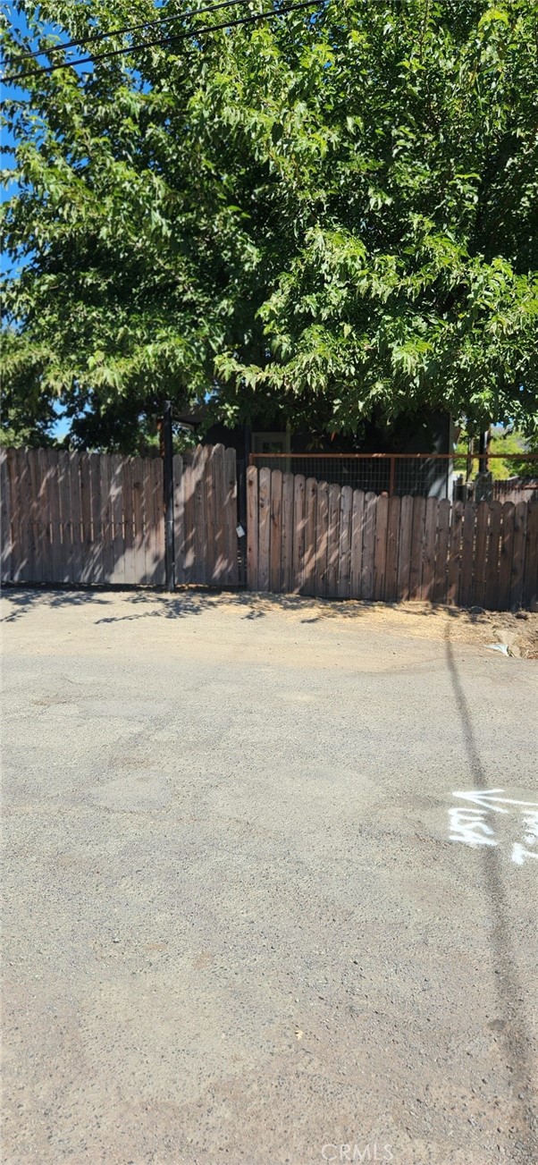 3590 Redwood Street, Clearlake