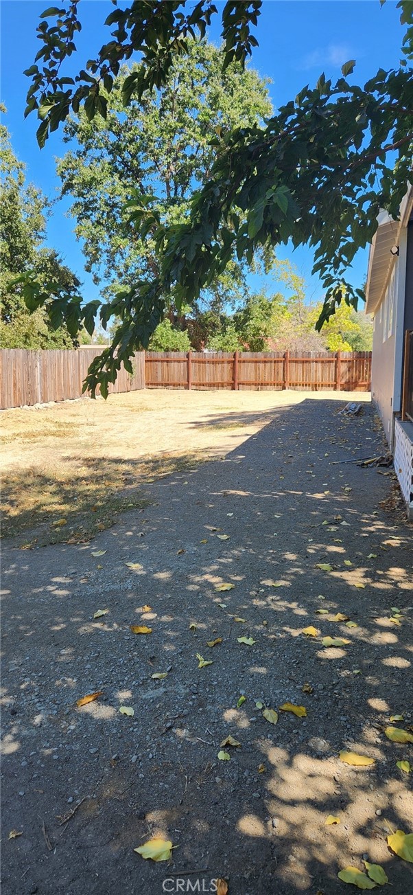3590 Redwood Street, Clearlake