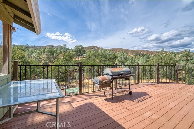 3409 Wolf Creek Road, Clearlake Oaks