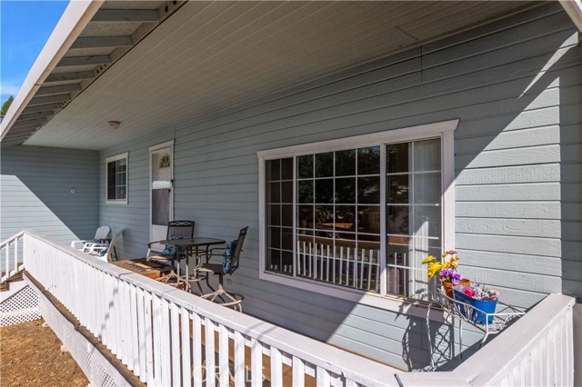 9120 Takelma Way, Kelseyville