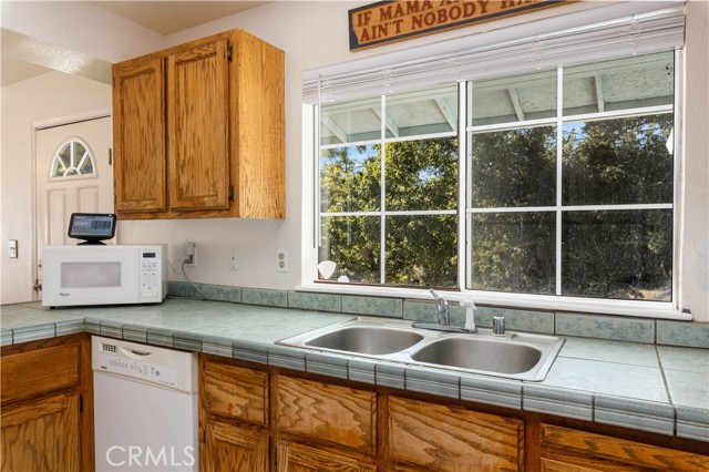 9120 Takelma Way, Kelseyville