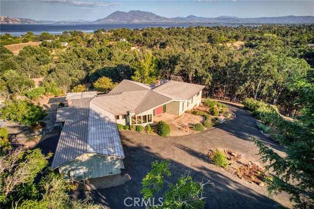807 Crystal Lake Way, Lakeport