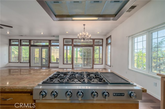 4528 Hill Road, Lakeport