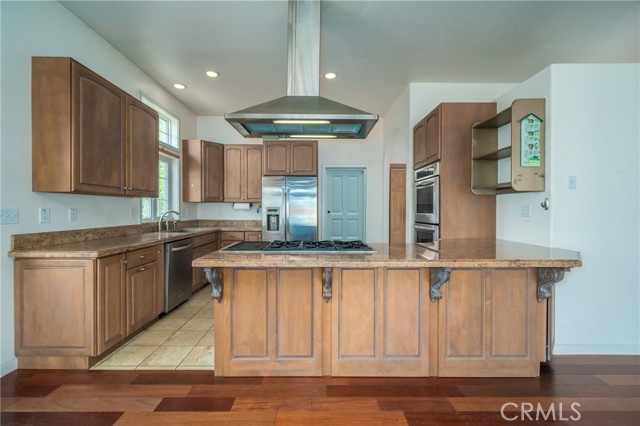 4528 Hill Road, Lakeport