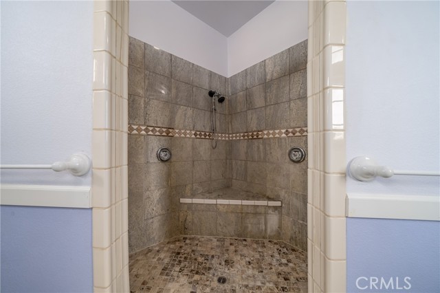 4528 Hill Road, Lakeport