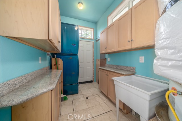 4528 Hill Road, Lakeport