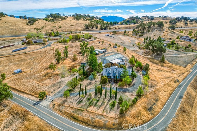4528 Hill Road, Lakeport