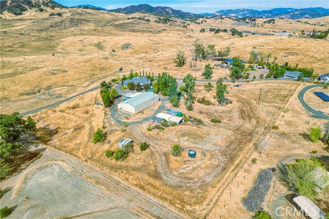 4528 Hill Road, Lakeport