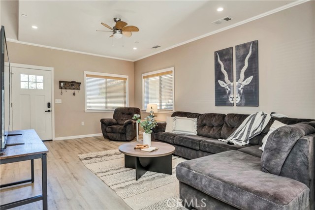 15425 Graham Street, Middletown