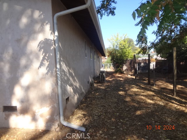 15185 Woodside Drive, Clearlake