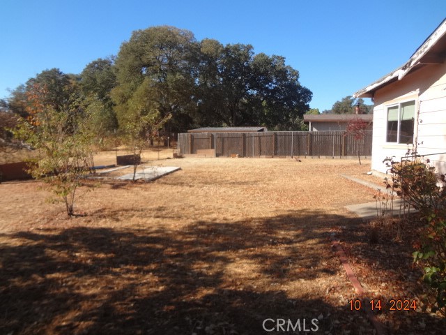 15185 Woodside Drive, Clearlake