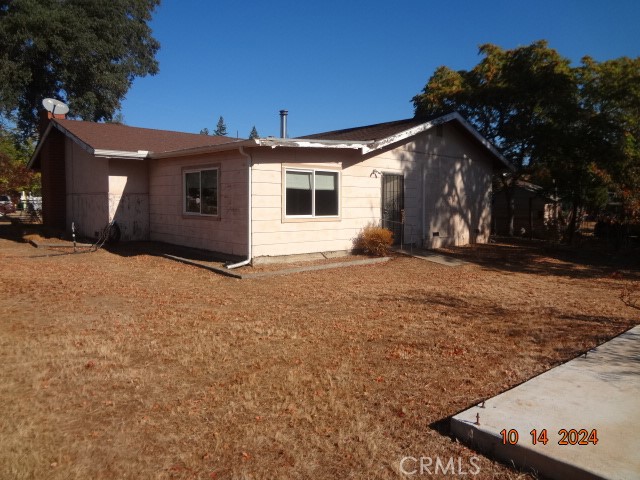 15185 Woodside Drive, Clearlake