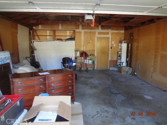 15185 Woodside Drive, Clearlake