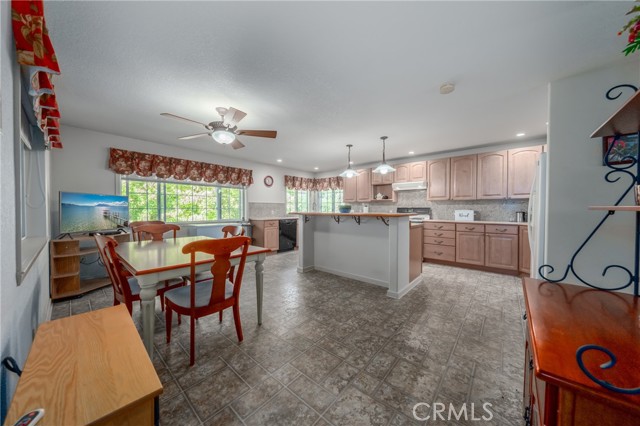 8656 Paradise Valley Boulevard, Lucerne