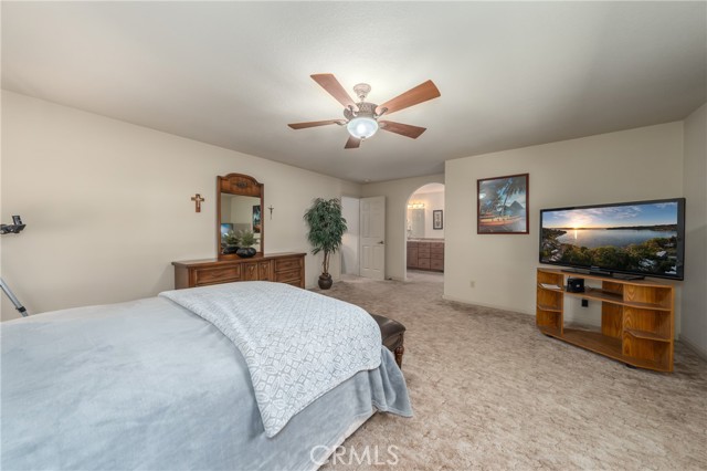 8656 Paradise Valley Boulevard, Lucerne
