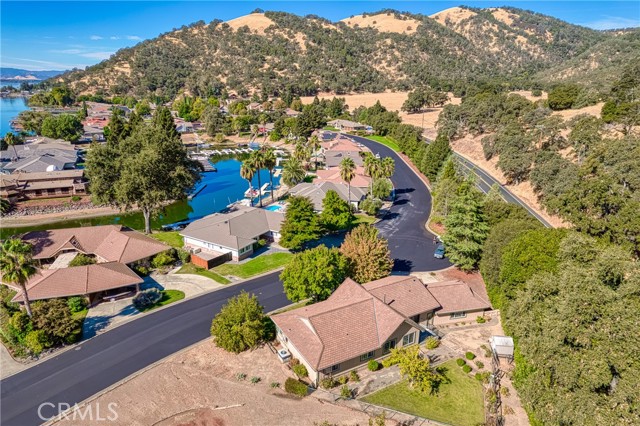 8656 Paradise Valley Boulevard, Lucerne