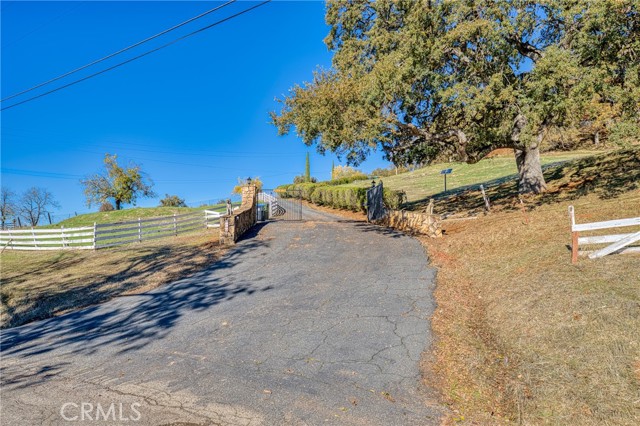 9196 Upper Lake Lucerne Road, Upper Lake