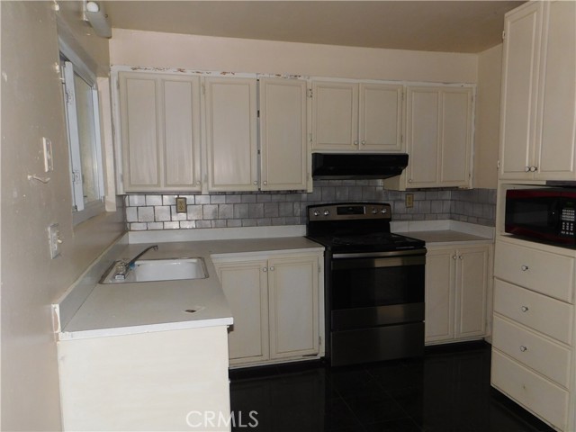 14420 Walnut Avenue, Clearlake