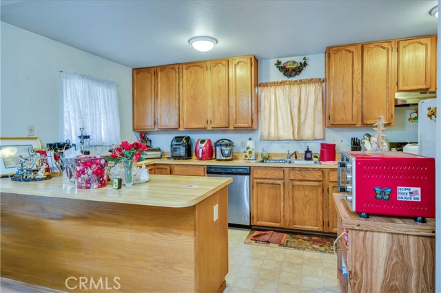 14002 Lakeshore Drive, Clearlake