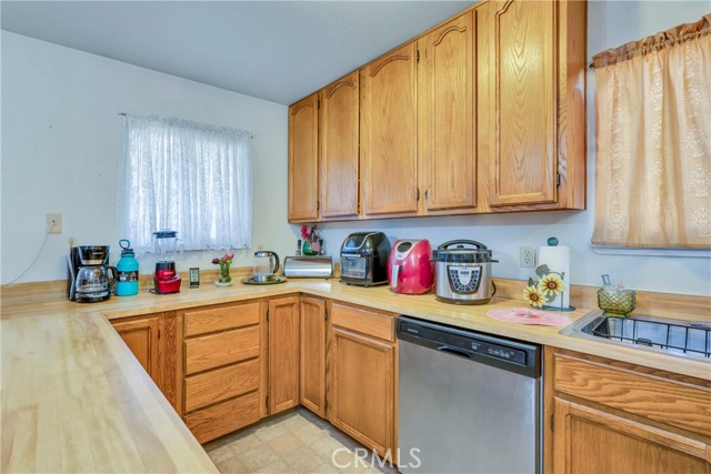 14002 Lakeshore Drive, Clearlake