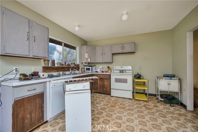 19665 Oat Hill Road, Middletown