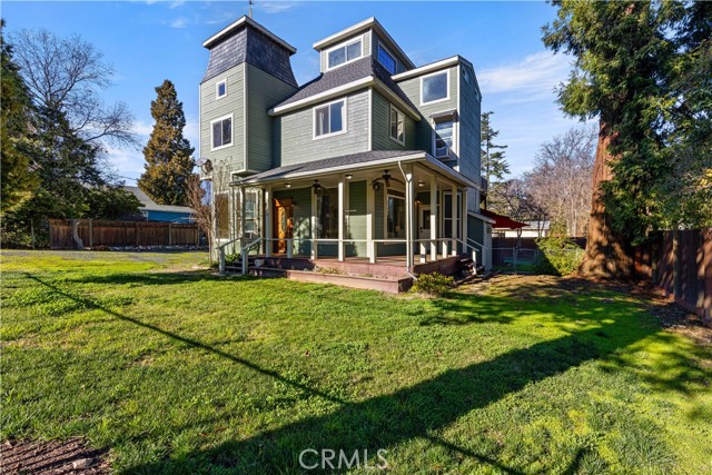 580 Fifth Street, Lakeport