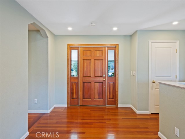 1050 Oak Park Way, Lakeport