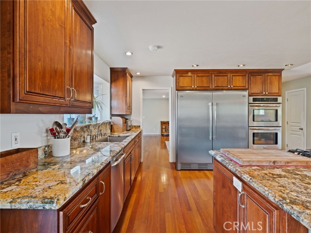 1050 Oak Park Way, Lakeport