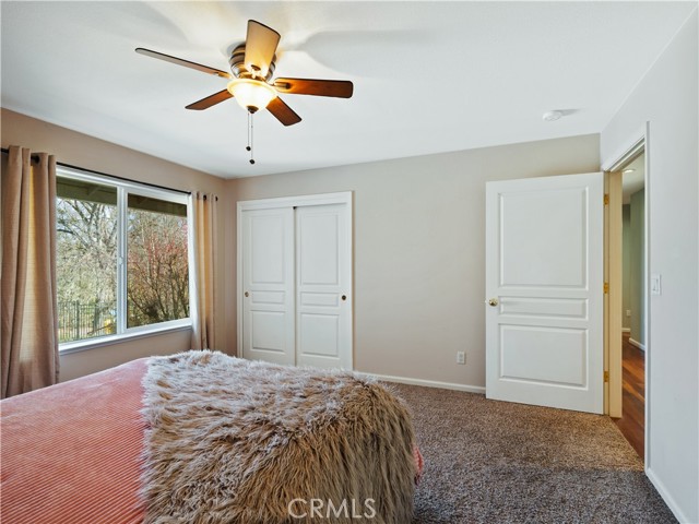 1050 Oak Park Way, Lakeport