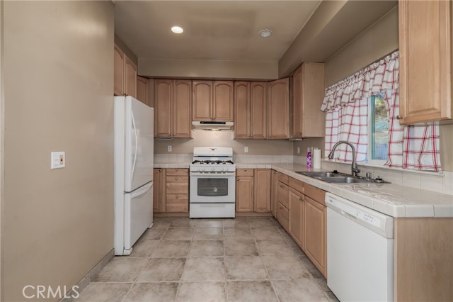 10401 Point Lakeview Road, Kelseyville