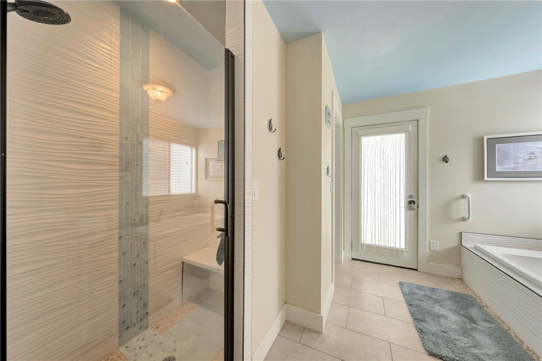 16675 Mountain View Drive, Cobb