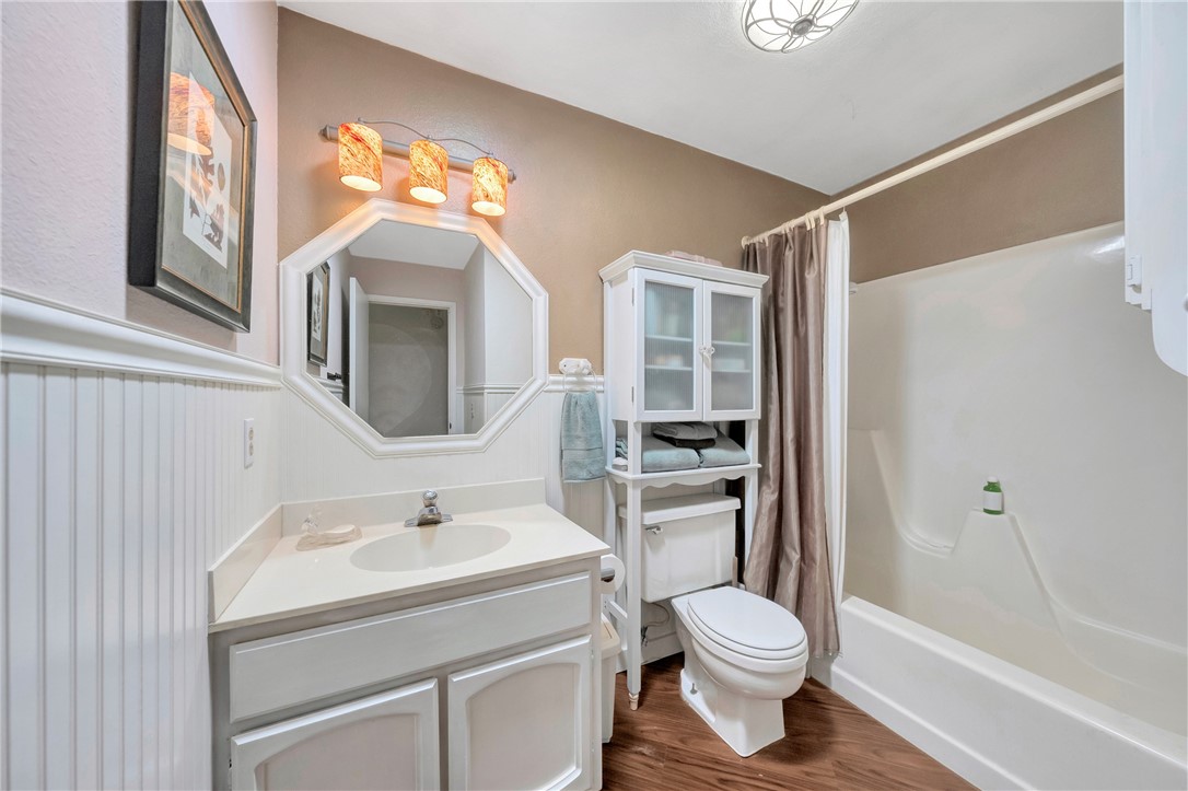 16675 Mountain View Drive, Cobb