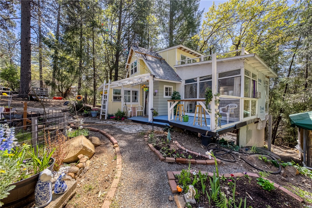 16675 Mountain View Drive, Cobb