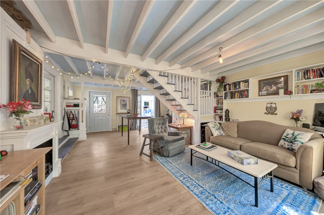 16675 Mountain View Drive, Cobb