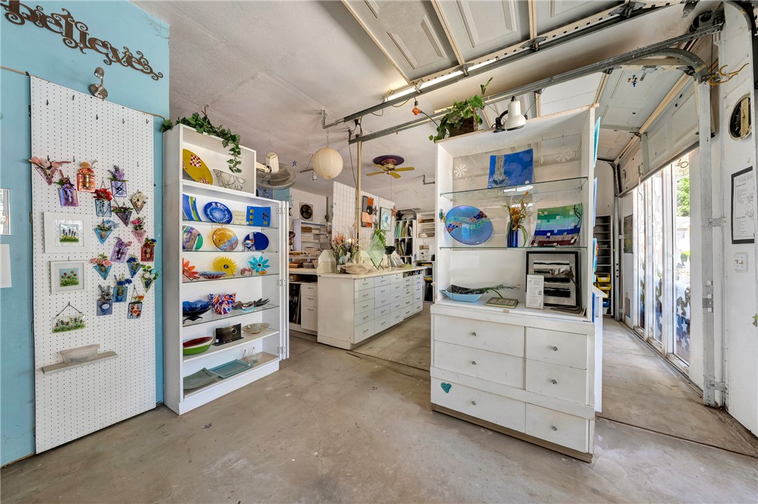 16675 Mountain View Drive, Cobb