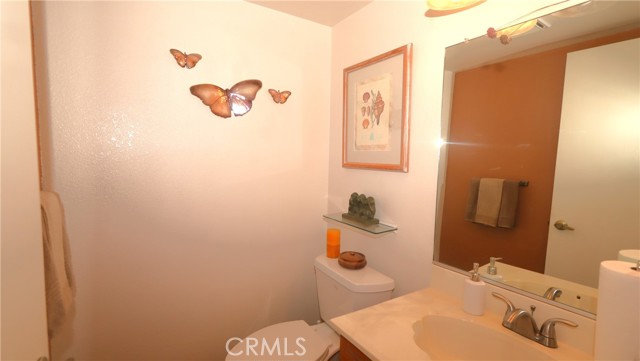 110 Marina Dr N, Lakeport