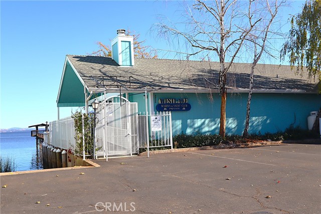 110 Marina Dr N, Lakeport