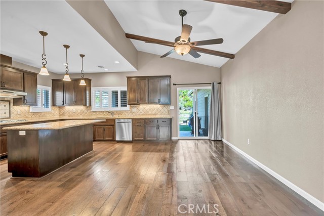 15384 Summit Boulevard, Cobb