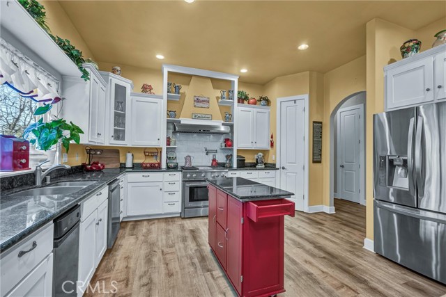 8902 Fox Drive, Cobb