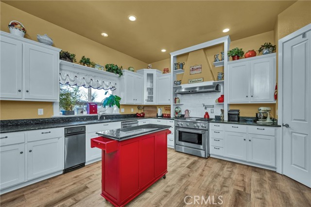 8902 Fox Drive, Cobb