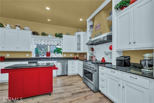 8902 Fox Drive, Cobb