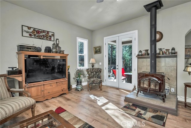 8902 Fox Drive, Cobb
