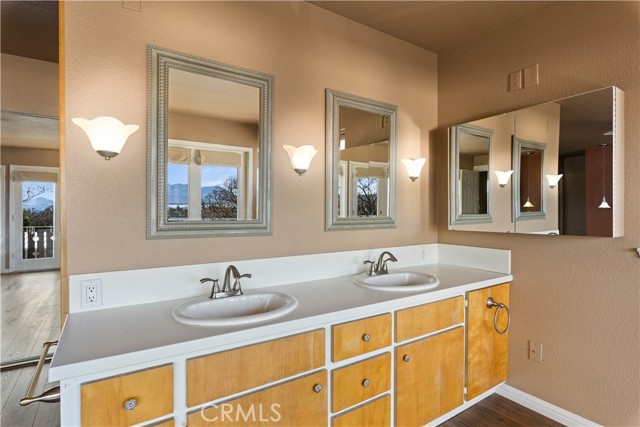 1155 Boggs Lane, Lakeport