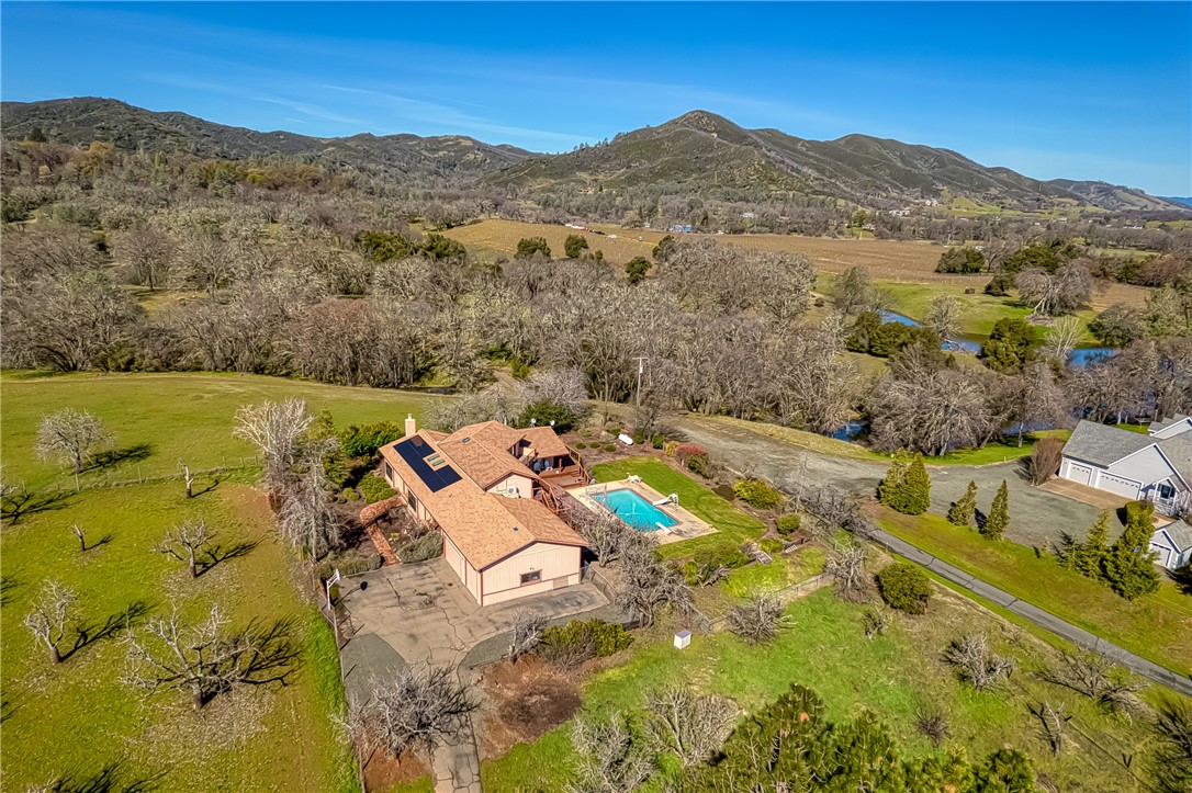 6535 Highland Springs Road, Lakeport